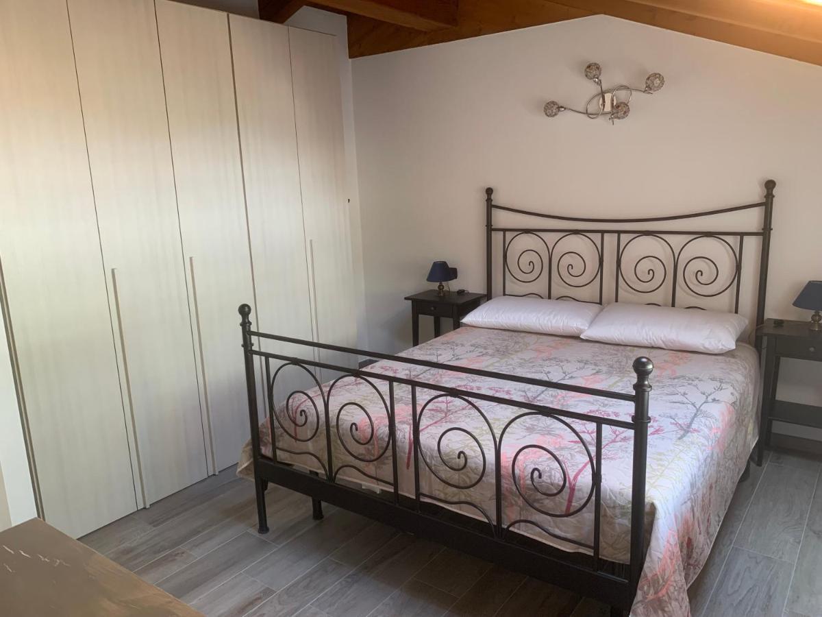 Casa Vacanze Anais Нюс Экстерьер фото